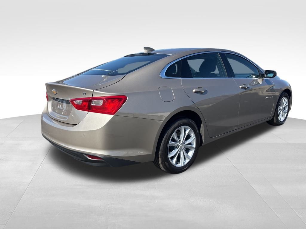 2024 Chevrolet Malibu 1LT photo 5