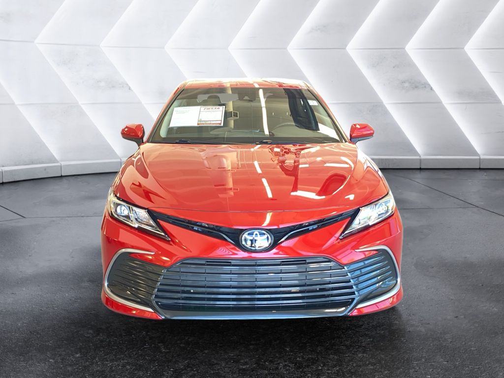 2023 Toyota Camry LE photo 2