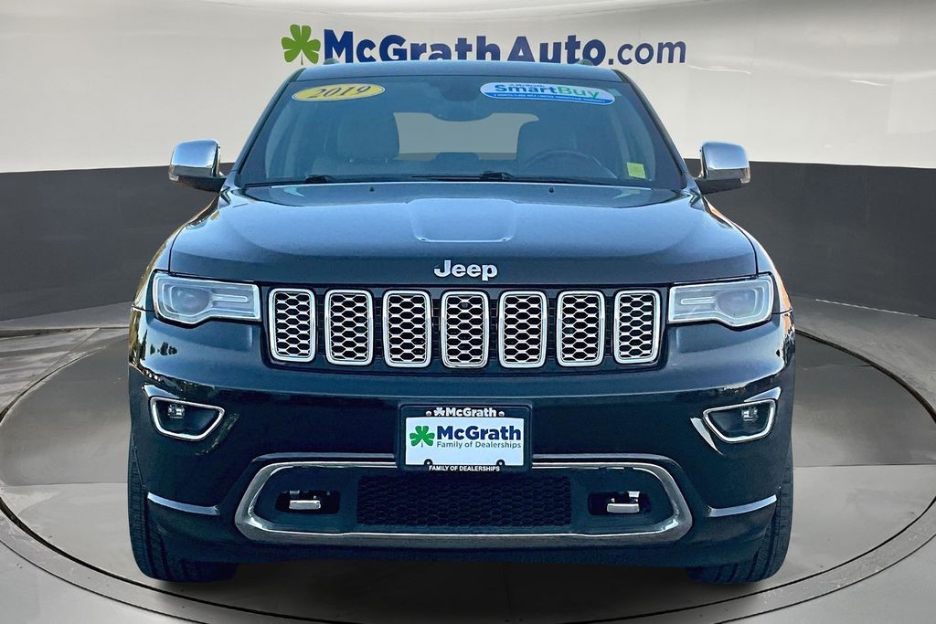 2019 Jeep Grand Cherokee Overland photo 2