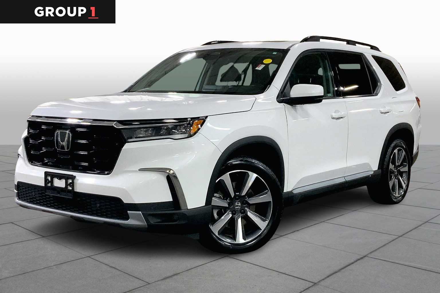 2023 Honda Pilot Touring's photo