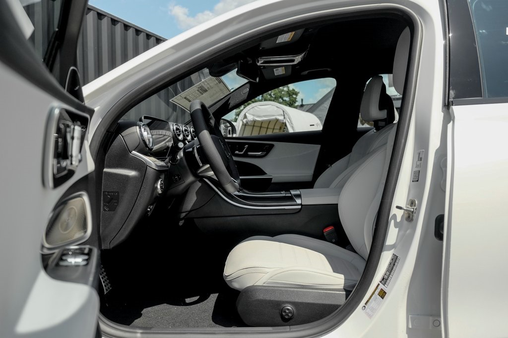 2025 Mercedes Benz C 300 4MATIC photo 11