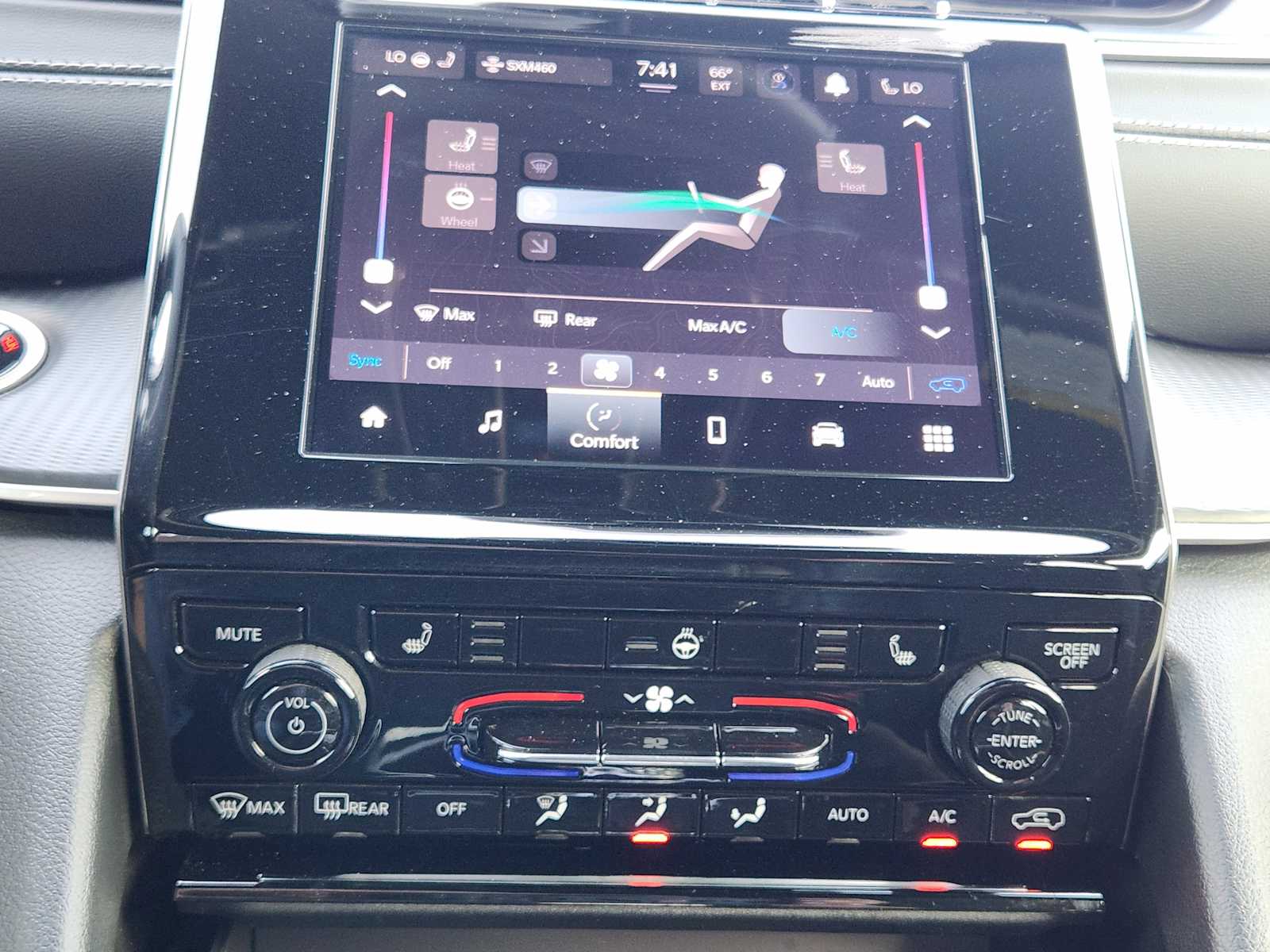 2024 Jeep Grand Cherokee Altitude X photo 16