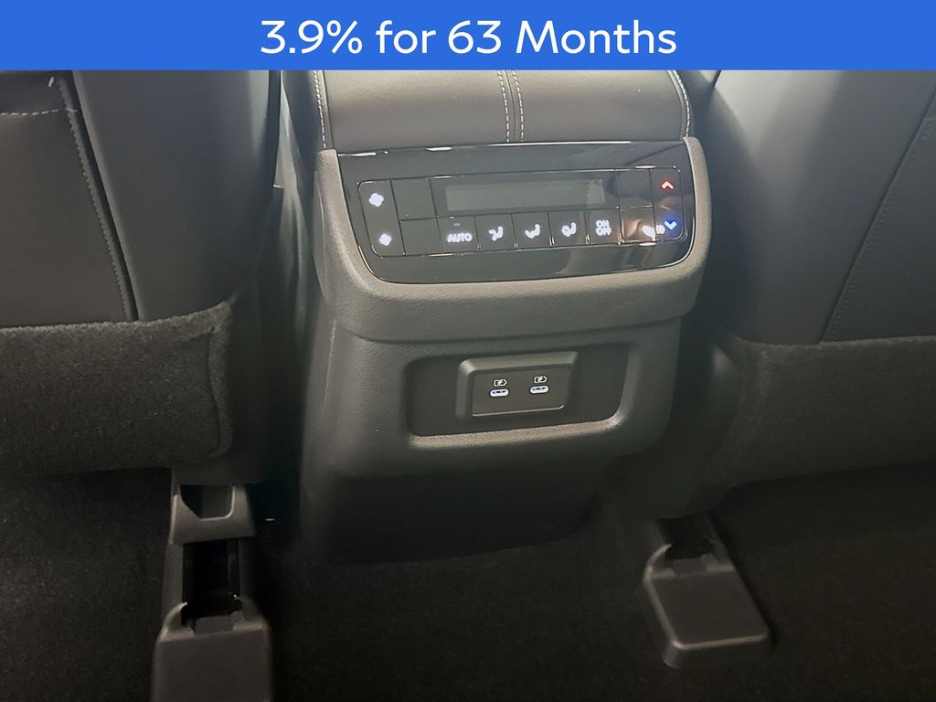 2026 Infiniti QX60 Pure photo 28