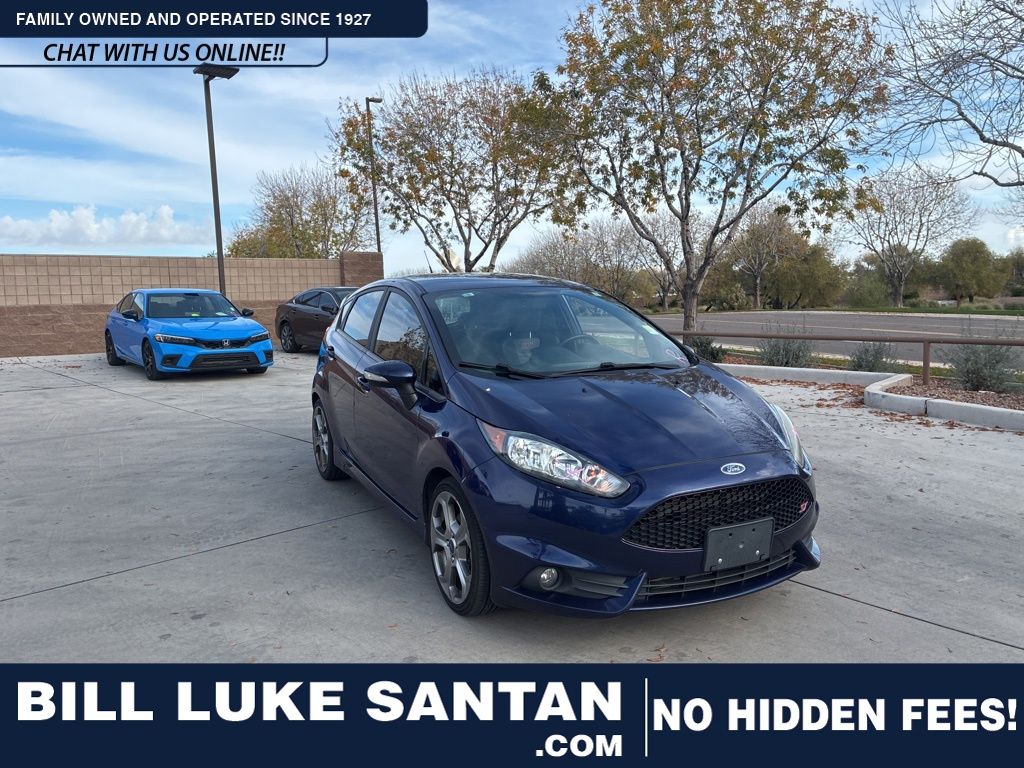 2016 Ford Fiesta ST's photo