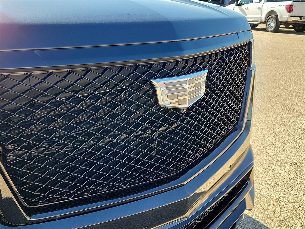 2024 Cadillac Escalade V-Series photo 9