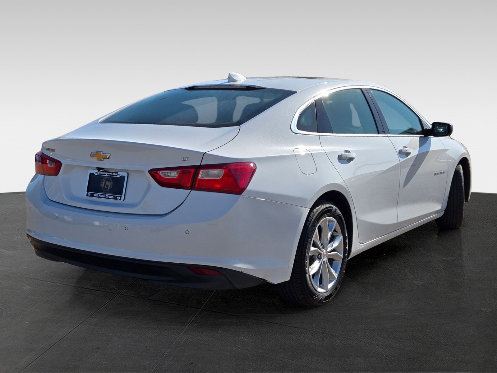2024 Chevrolet Malibu 1LT photo 4