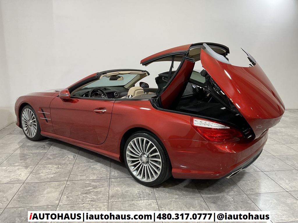 2016 Mercedes Benz SL 400 photo 36