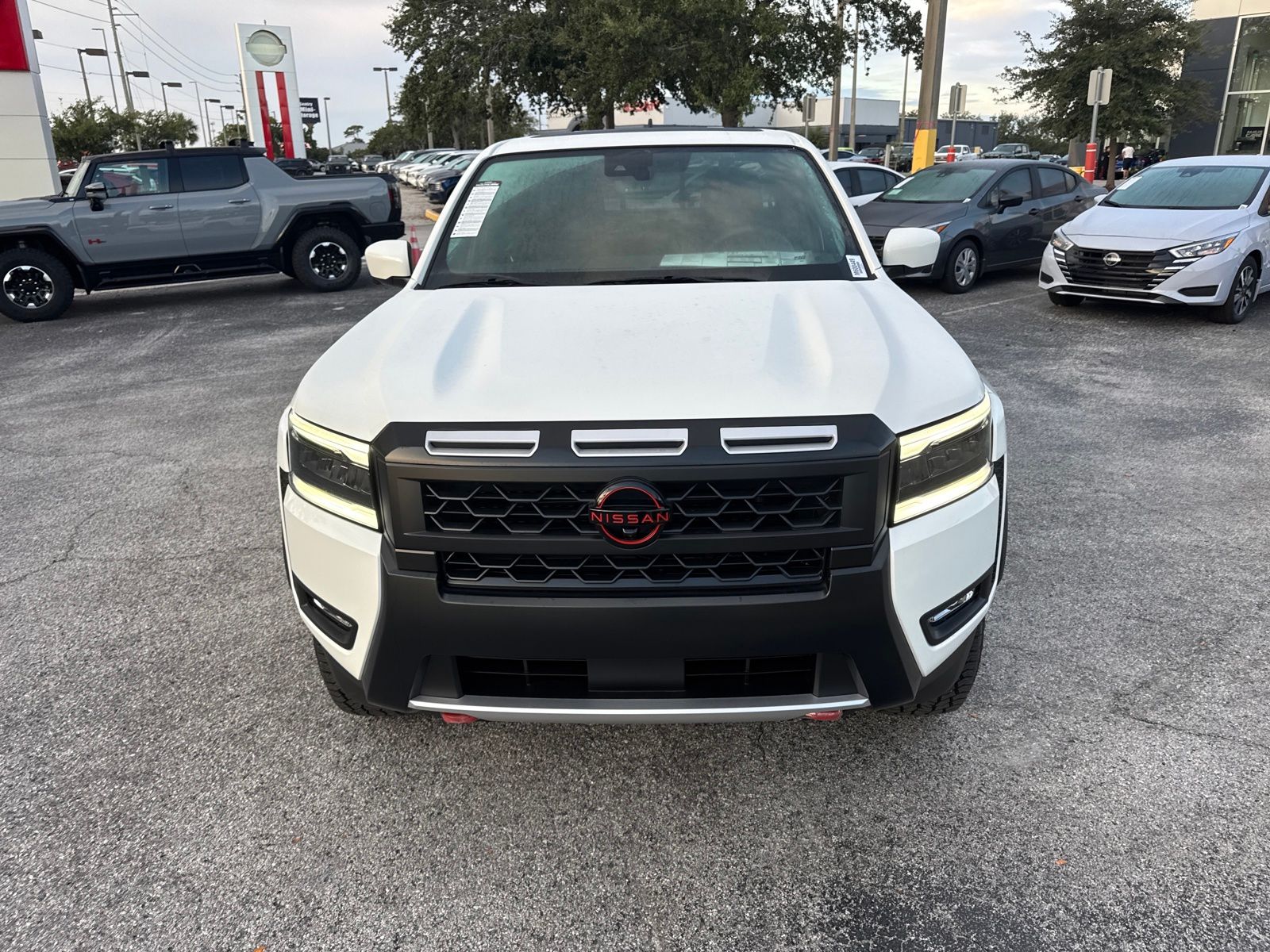 2026 Nissan Frontier PRO-X photo 3