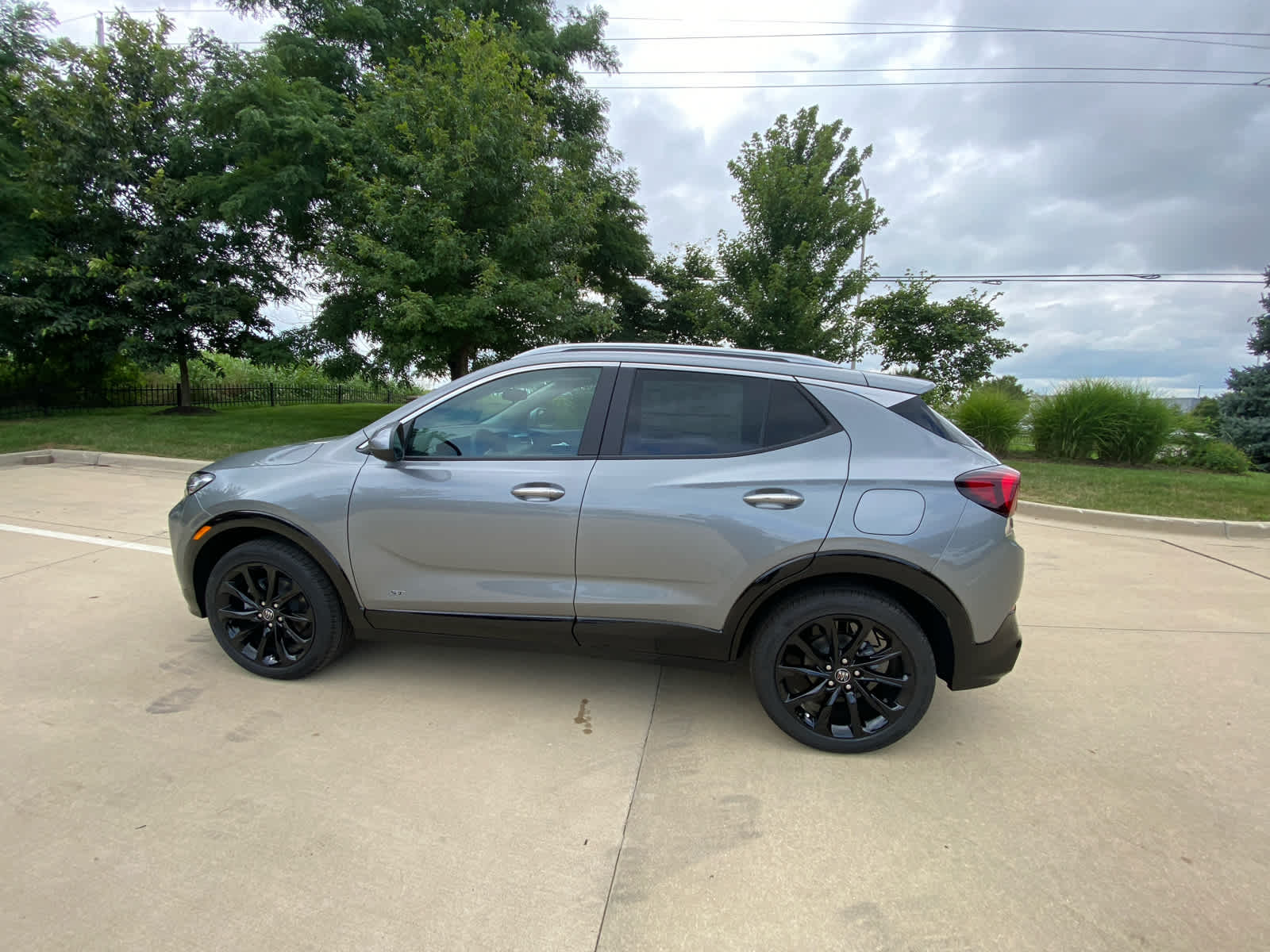 2026 Buick Encore GX Sport Touring photo 9