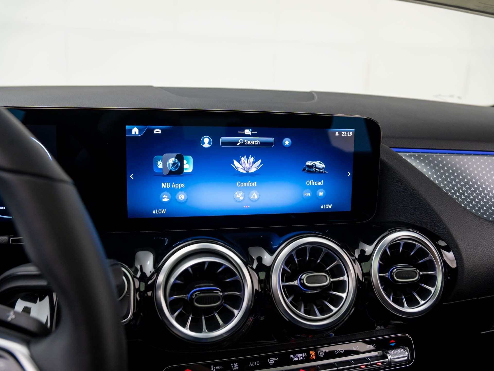 2026 Mercedes Benz GLA 250 4MATIC photo 23