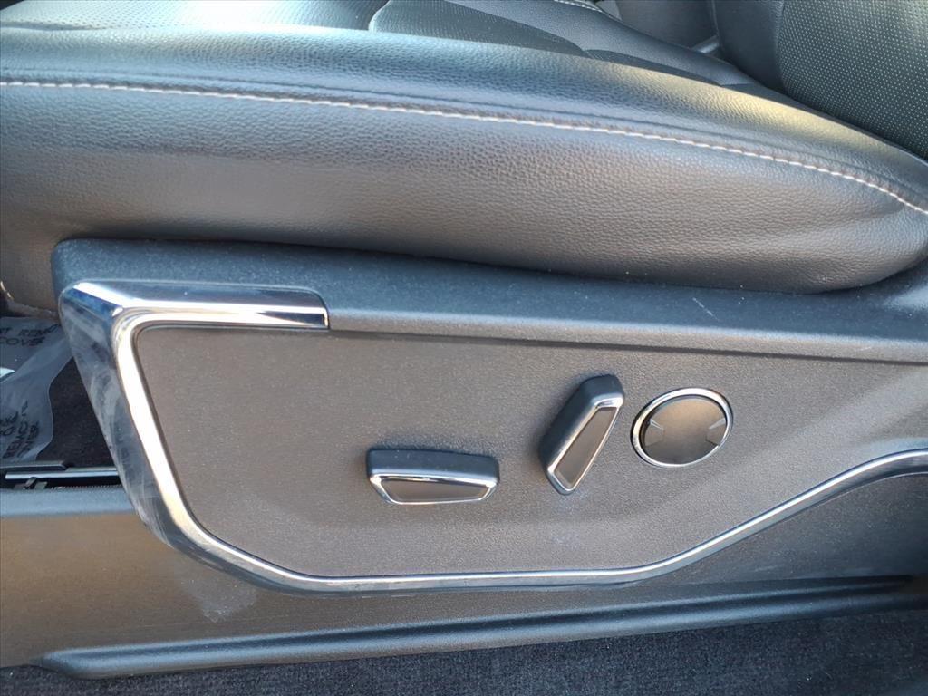 2023 Ford F-150 Lariat photo 3