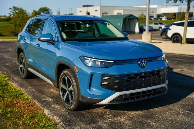 2025 Volkswagen Tiguan SE photo 44