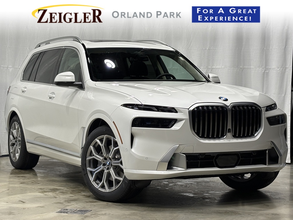 2026 BMW X7 40i's photo