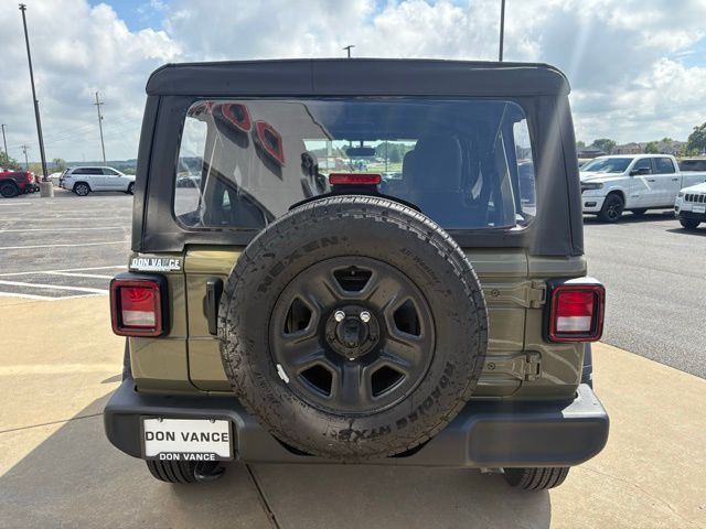2025 Jeep Wrangler Sport photo 4