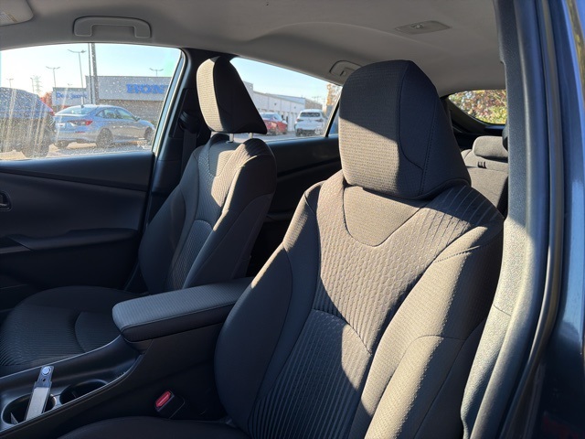 2017 Toyota Prius One photo 4