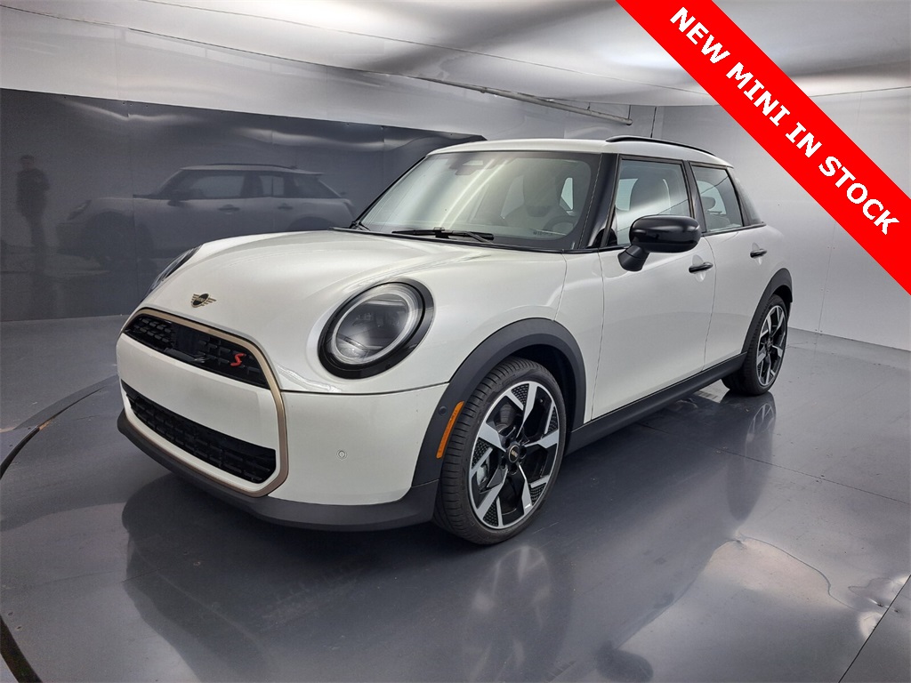 2025 Mini Cooper 4 Door Hardtop Signature photo 6
