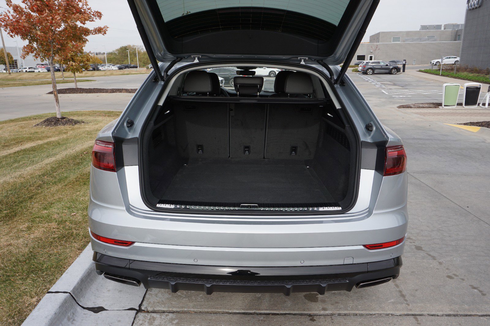 2025 Audi Q8 Premium Plus photo 15