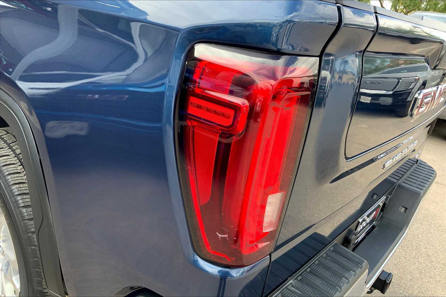 2019 Gmc Sierra 1500 SLT photo 26