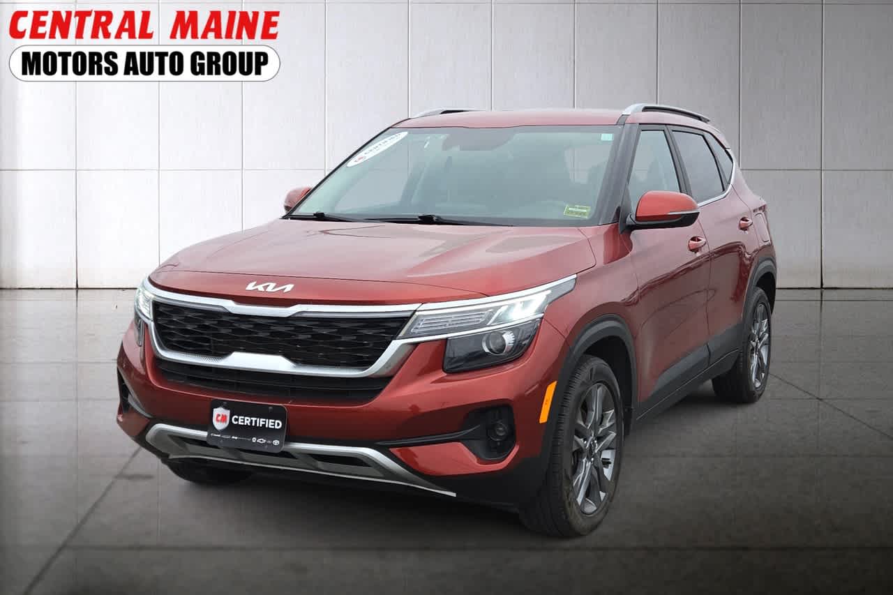 2023 Kia Seltos S's photo