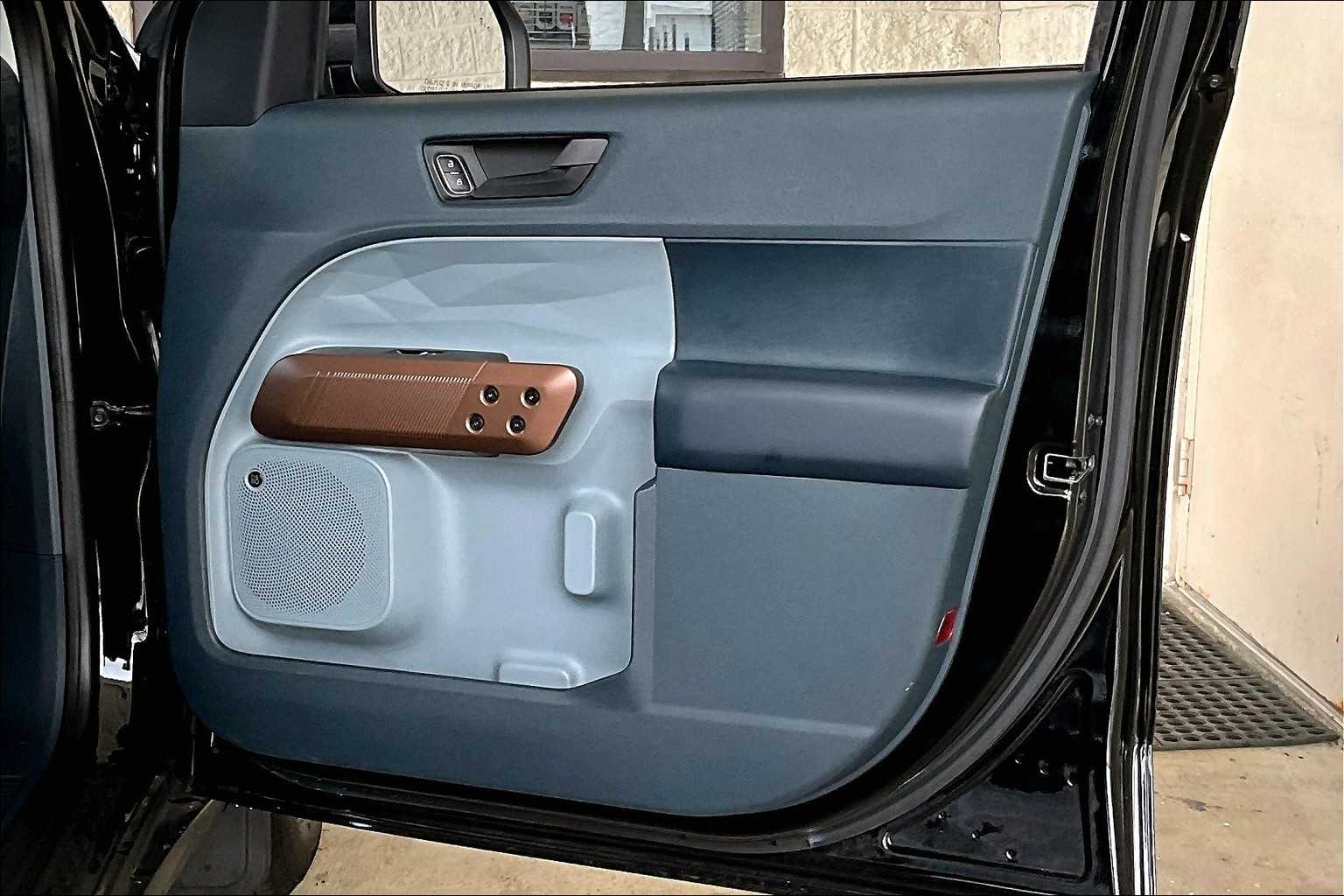 2024 Ford Maverick Lariat photo 21
