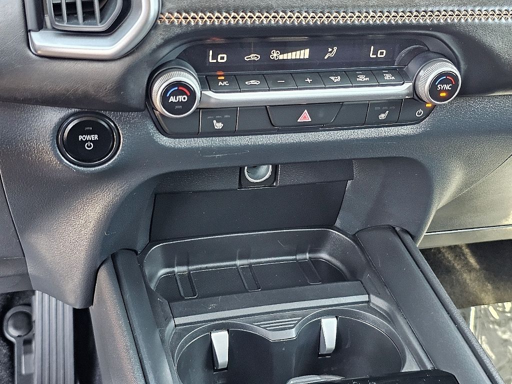 2025 Mazda CX-50 Premium photo 26