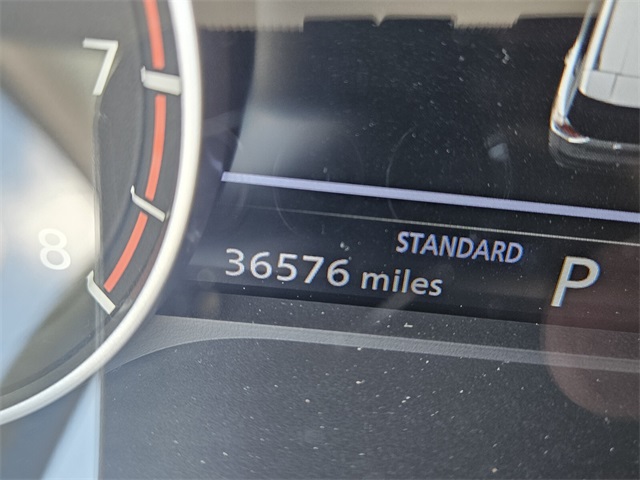 2021 Nissan Rogue SV photo 21