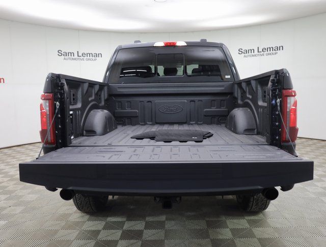 2025 Ford F-150 XLT photo 7