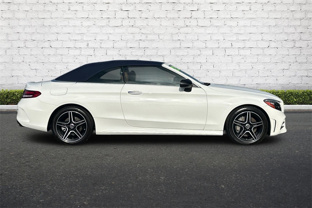 2023 Mercedes Benz C 300 photo 2