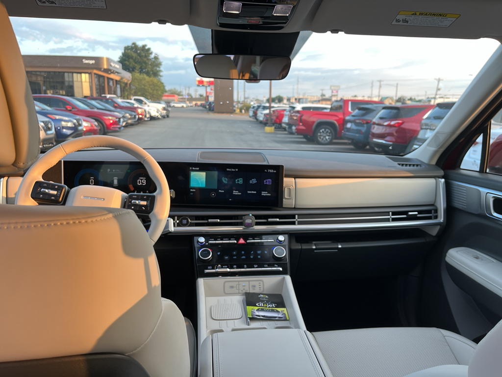 2025 Hyundai Santa Fe SEL photo 4