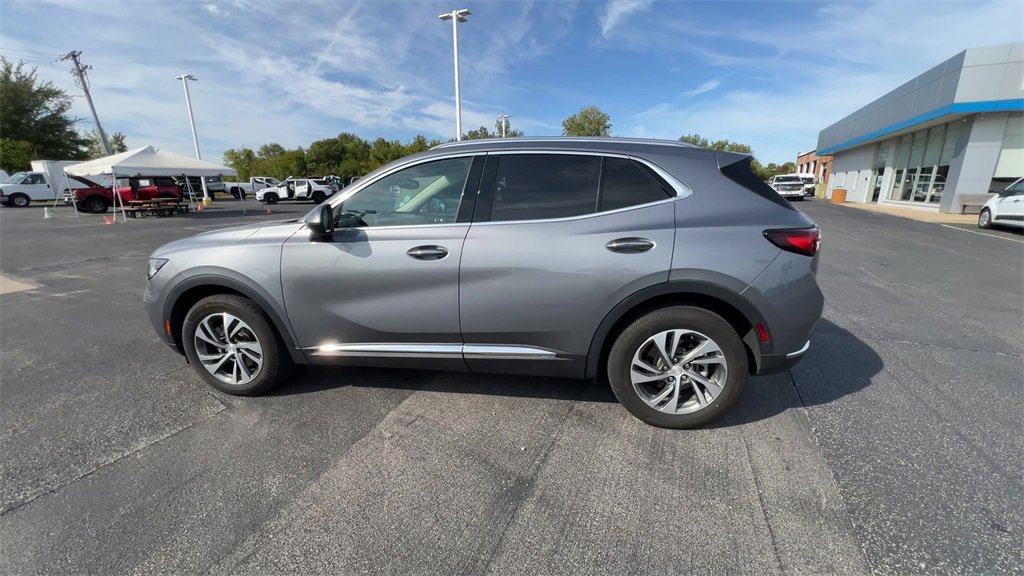 2021 Buick Envision Essence photo 5