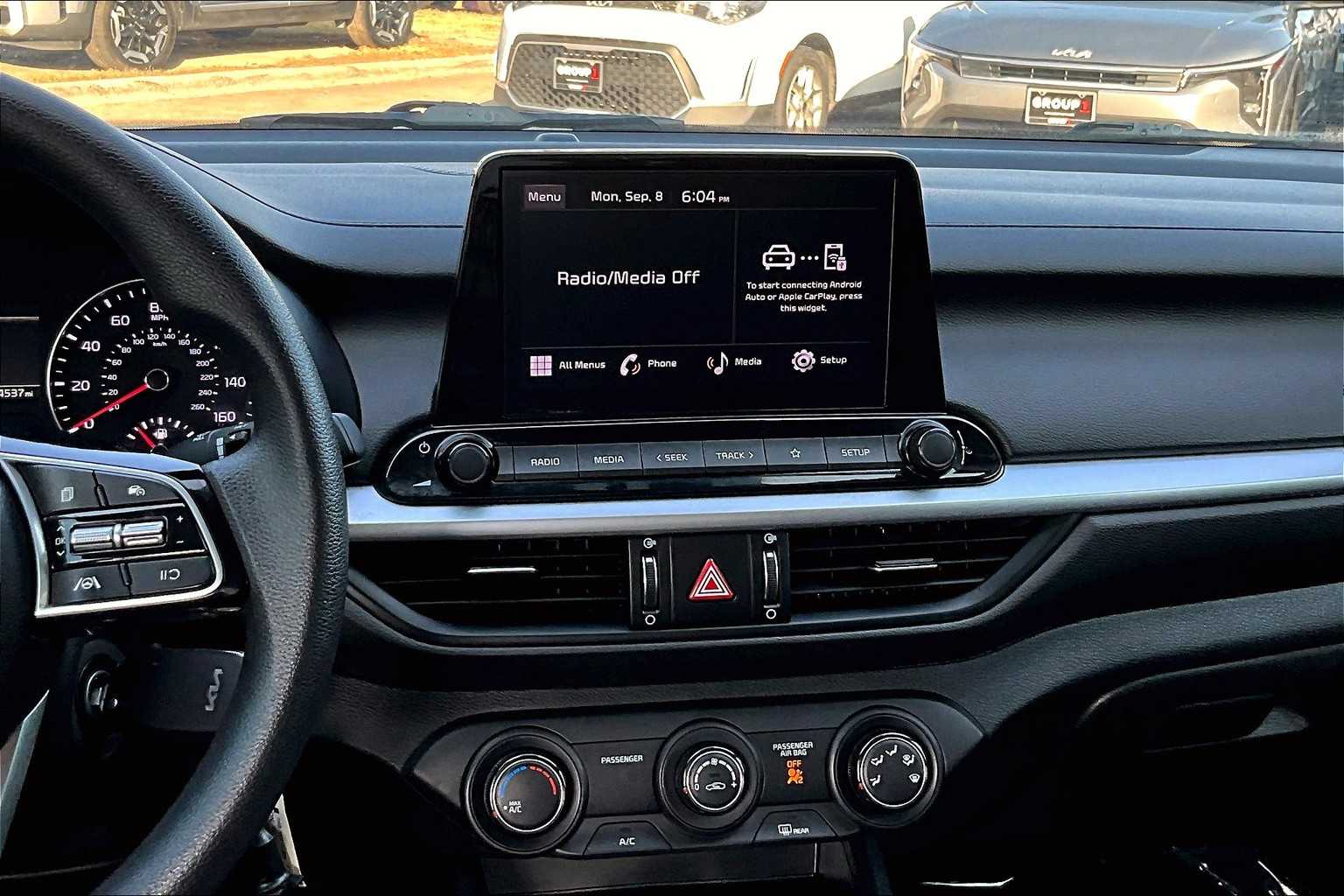 2024 Kia Forte LXS photo 6
