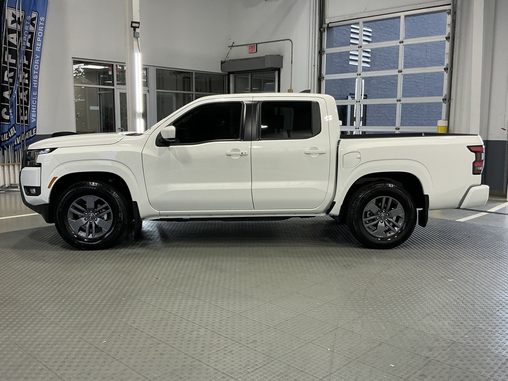 2025 Nissan Frontier SV photo 23