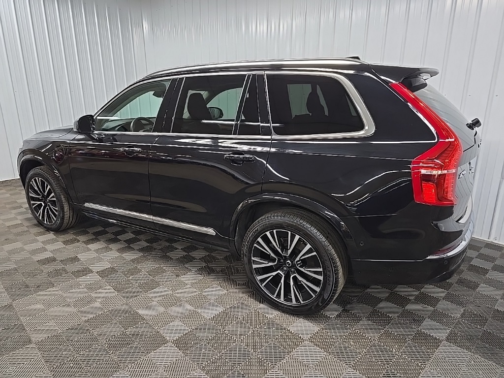2023 Volvo XC90 Recharge T8 Plus photo 4