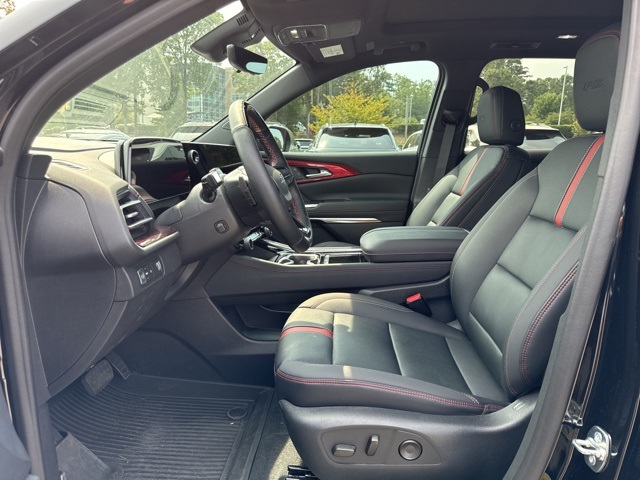 2024 Chevrolet Traverse RS photo 5