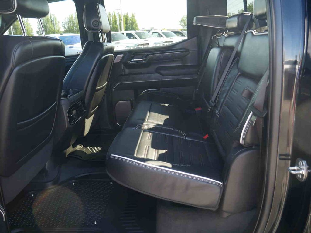 2023 Gmc Sierra 1500 AT4X photo 14