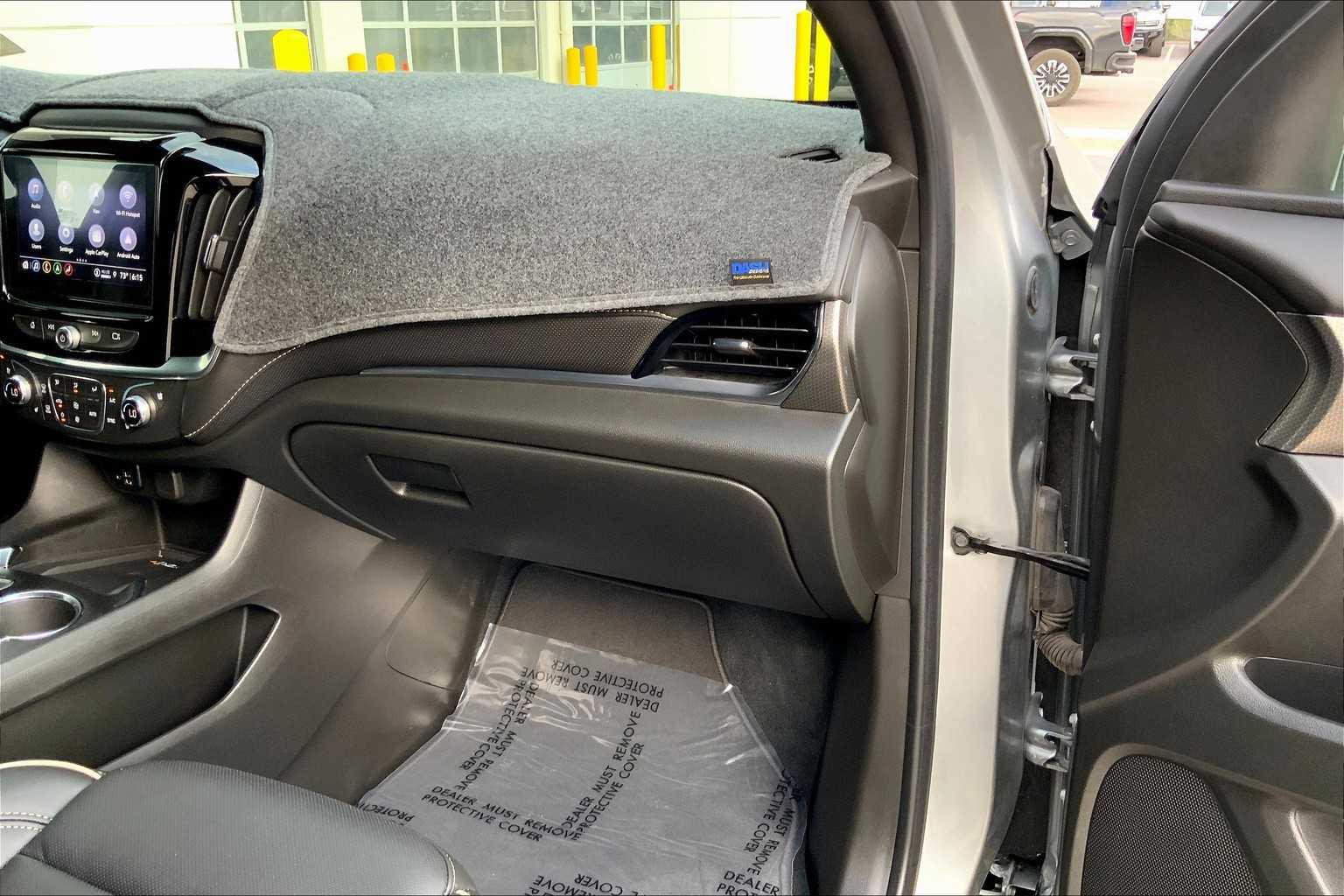 2023 Chevrolet Traverse Premier photo 17