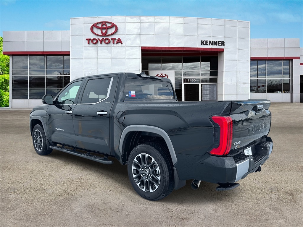 2024 Toyota Tundra Limited CrewMax photo 4