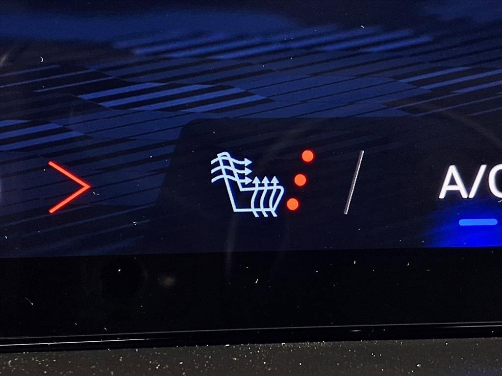 2026 Chevrolet Traverse photo 4