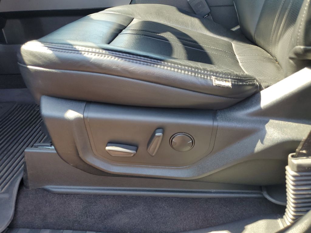 2020 Ford F-150 XLT photo 9