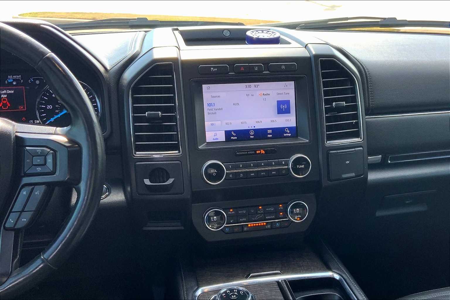 2020 Ford Expedition Limited photo 6