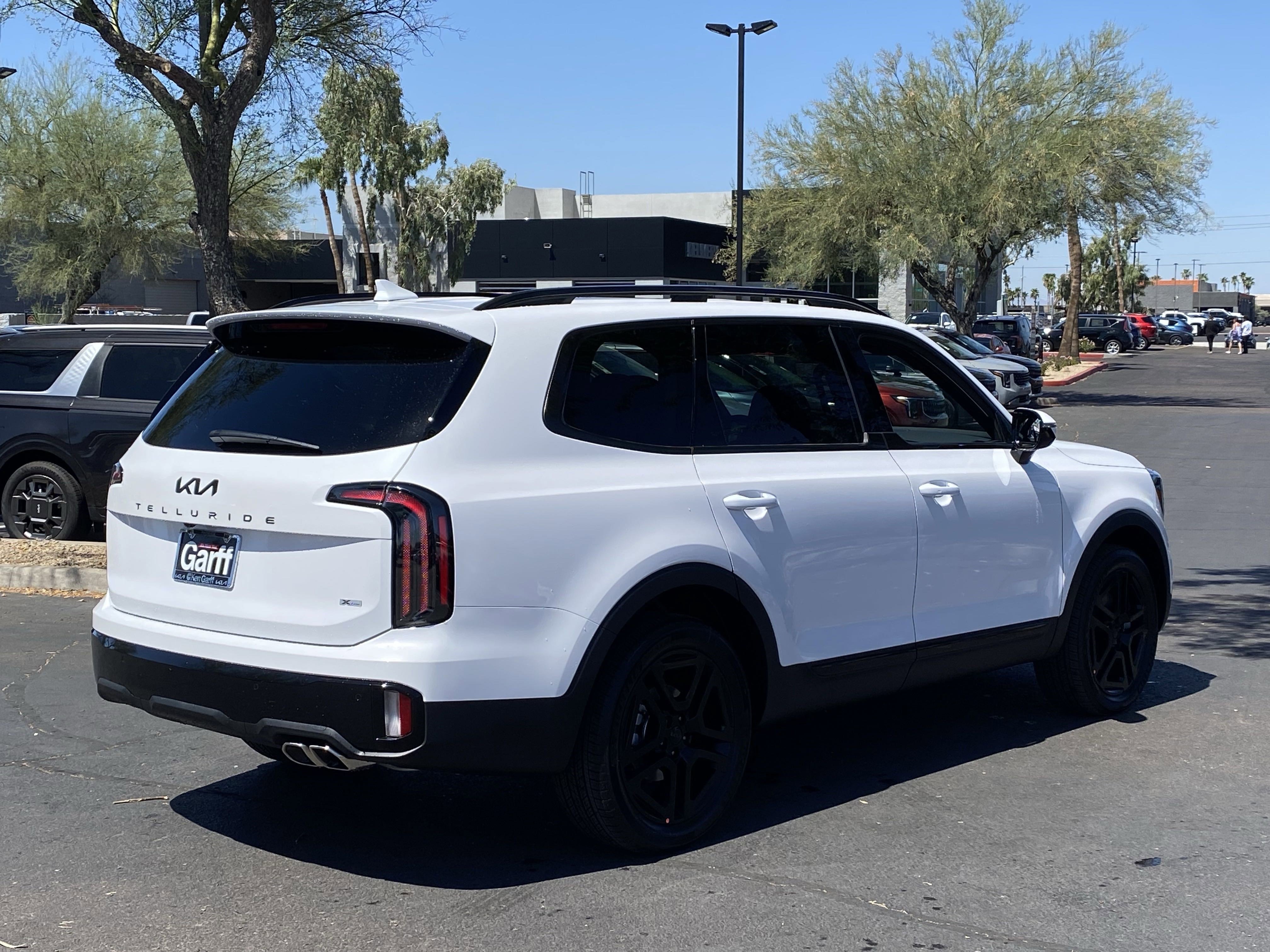 2025 Kia Telluride SX Prestige X-Line photo 3