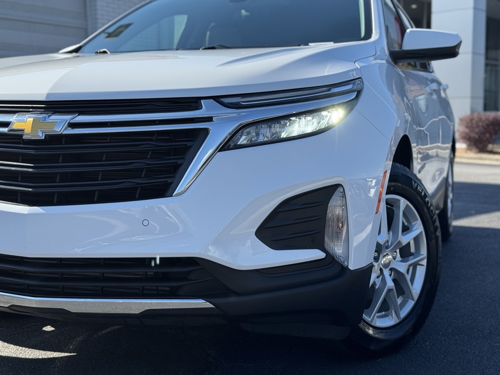 2023 Chevrolet Equinox LT photo 4