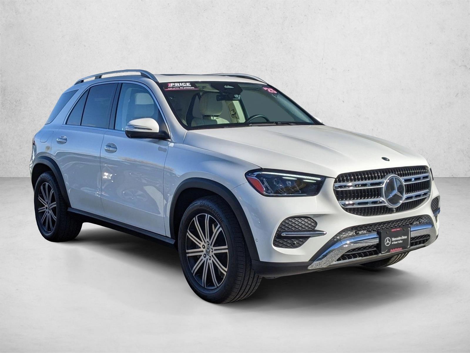 2025 Mercedes Benz GLE 450e photo 2