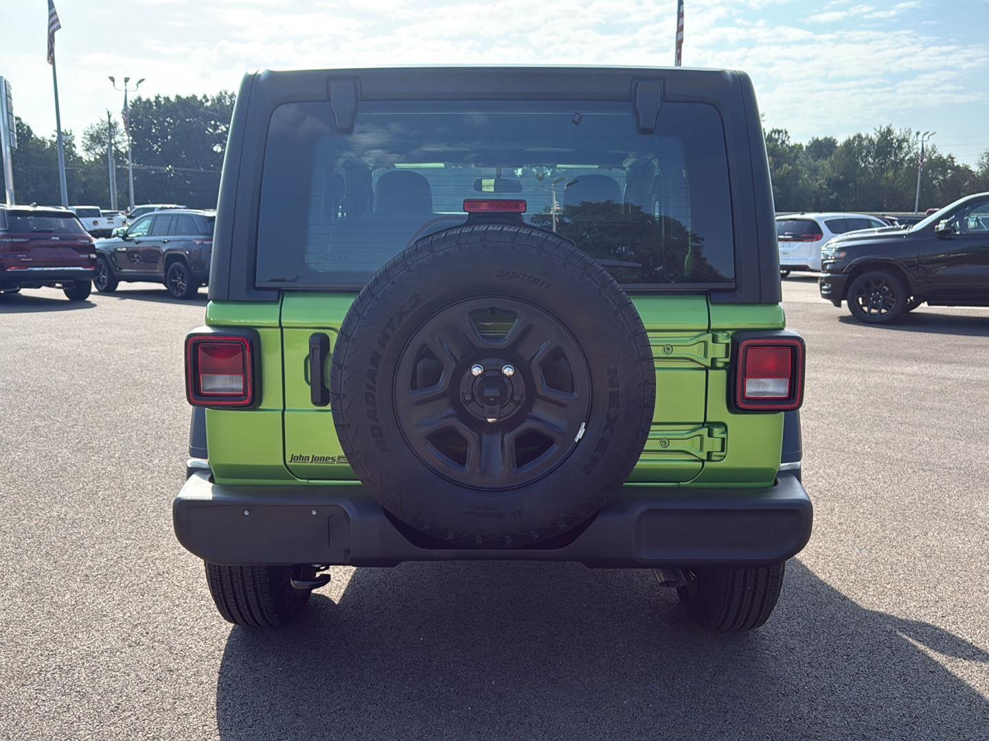 2025 Jeep Wrangler Sport photo 11