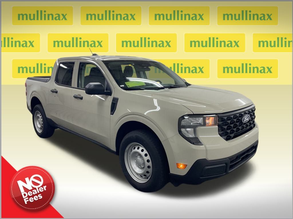 2025 Ford Maverick XL's photo