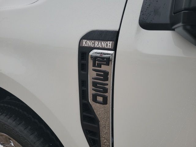 2026 Ford F-350 photo 6