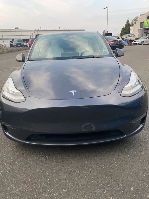 Used 2021 Tesla Model Y Long Range with VIN 5YJYGDEE4MF275257 for sale in Northfield, Minnesota