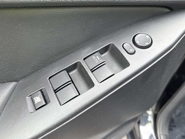 2012 Mazda Mazda3 Grand Touring photo 19