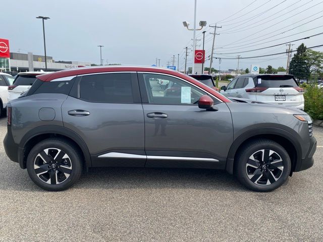 2025 Nissan Kicks SV photo 2