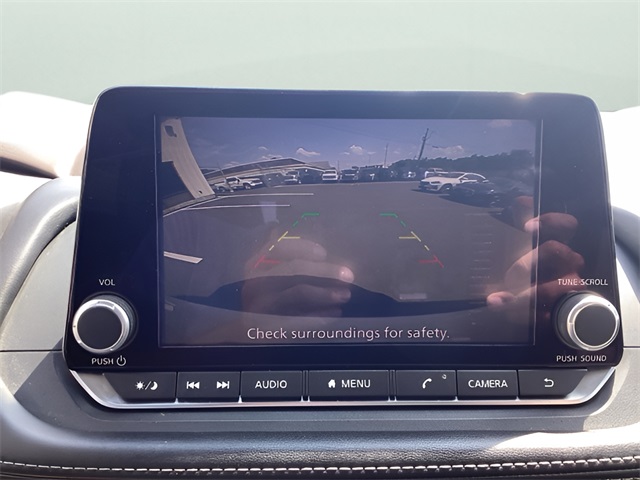 2022 Nissan Rogue SV photo 18